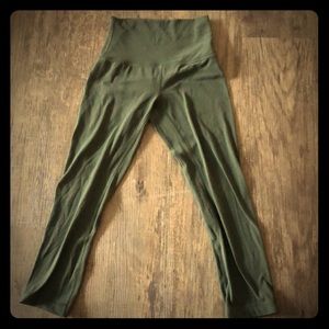 Align crop 21” lululemon